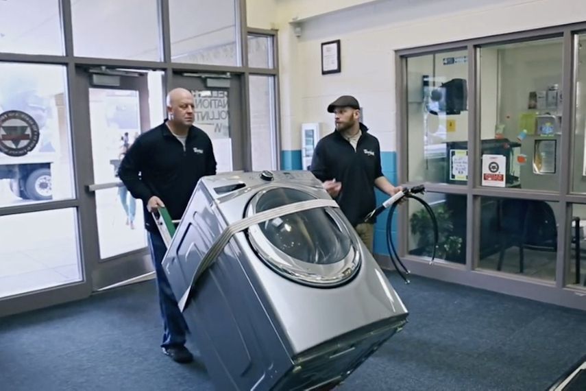 Screengrab from DM9's ‘Efficient Way to Pay’ campaign